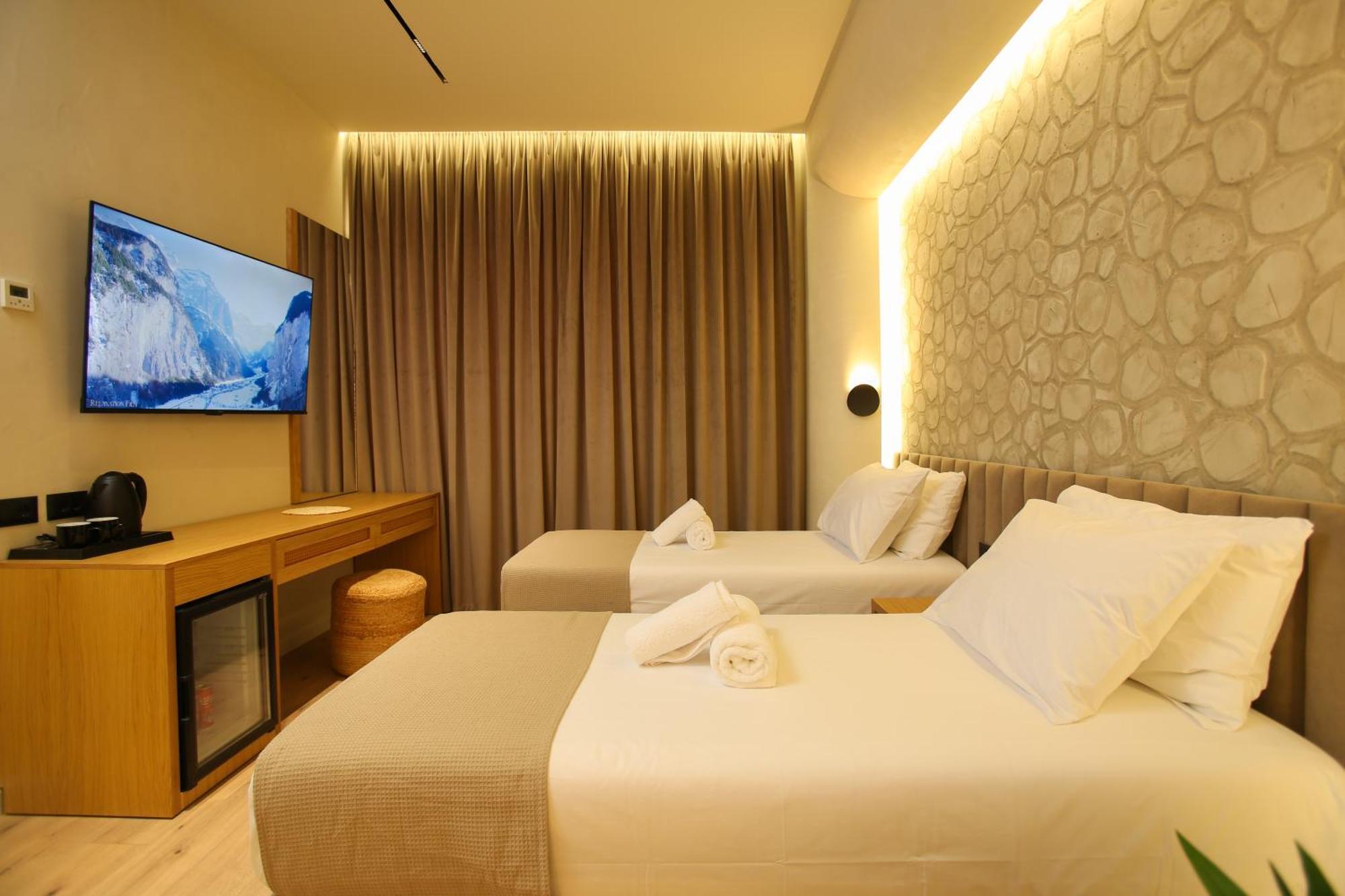Hotel Brooklyn Vlorë Extérieur photo