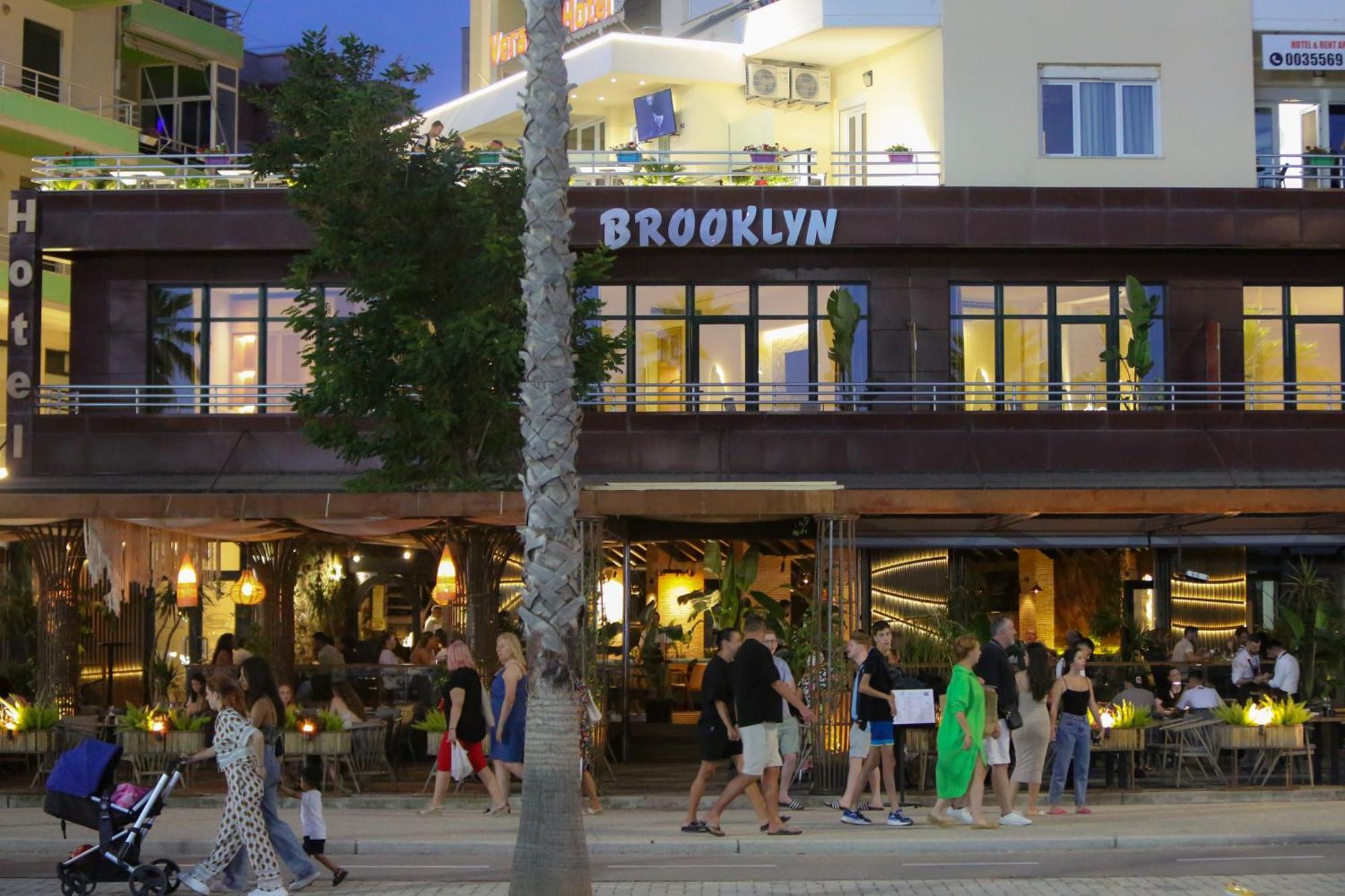Hotel Brooklyn Vlorë Extérieur photo